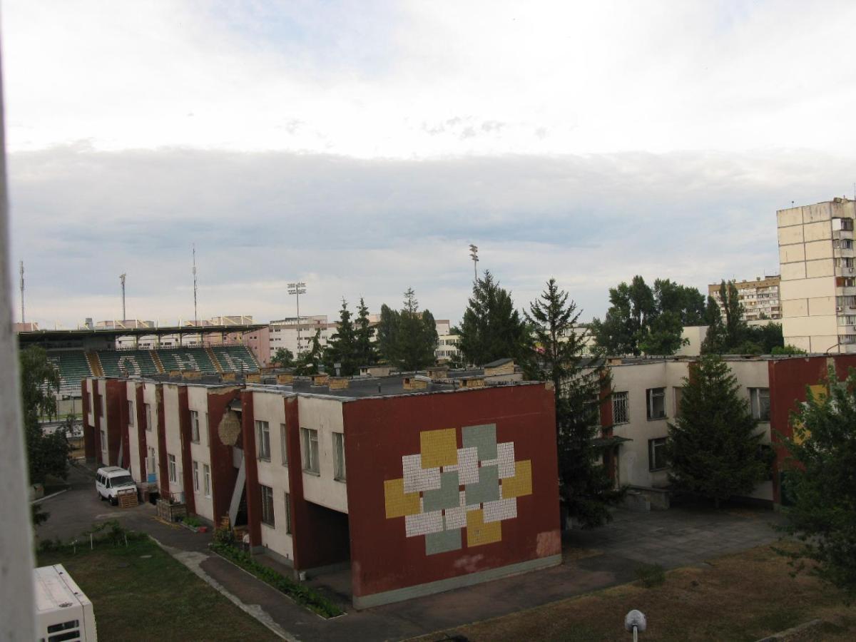 Двухкомнатная На Оболоне Kiew Exterior foto